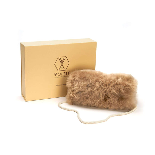 Handmuff MANU in neutralem Ton und Stoffband mit Geschenkverpackung