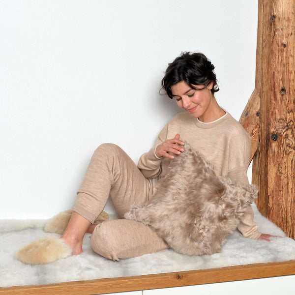 Luxus Kissen, Zierkissen, Deko Kissen MIA aus Alpaka. Für Couch oder Schlafzimmer.