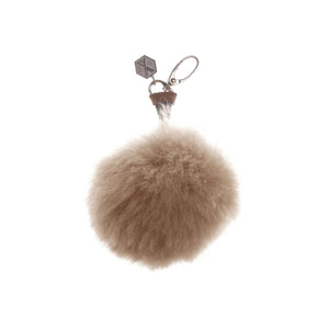 Einmaliges Accessoire, Pompom CLAVE aus Alpaka. Anhänger für eine Tasche oder auch als Schlüsselanhänger geeignet.