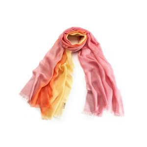 Seidenstola IRIS in Regenbogenfarben aus Ultrafine Alpaka und Kaschmir