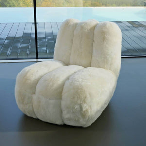 Luxuriöser Toe Chair Sessel DEDO aus Alpaka in offwhite beige