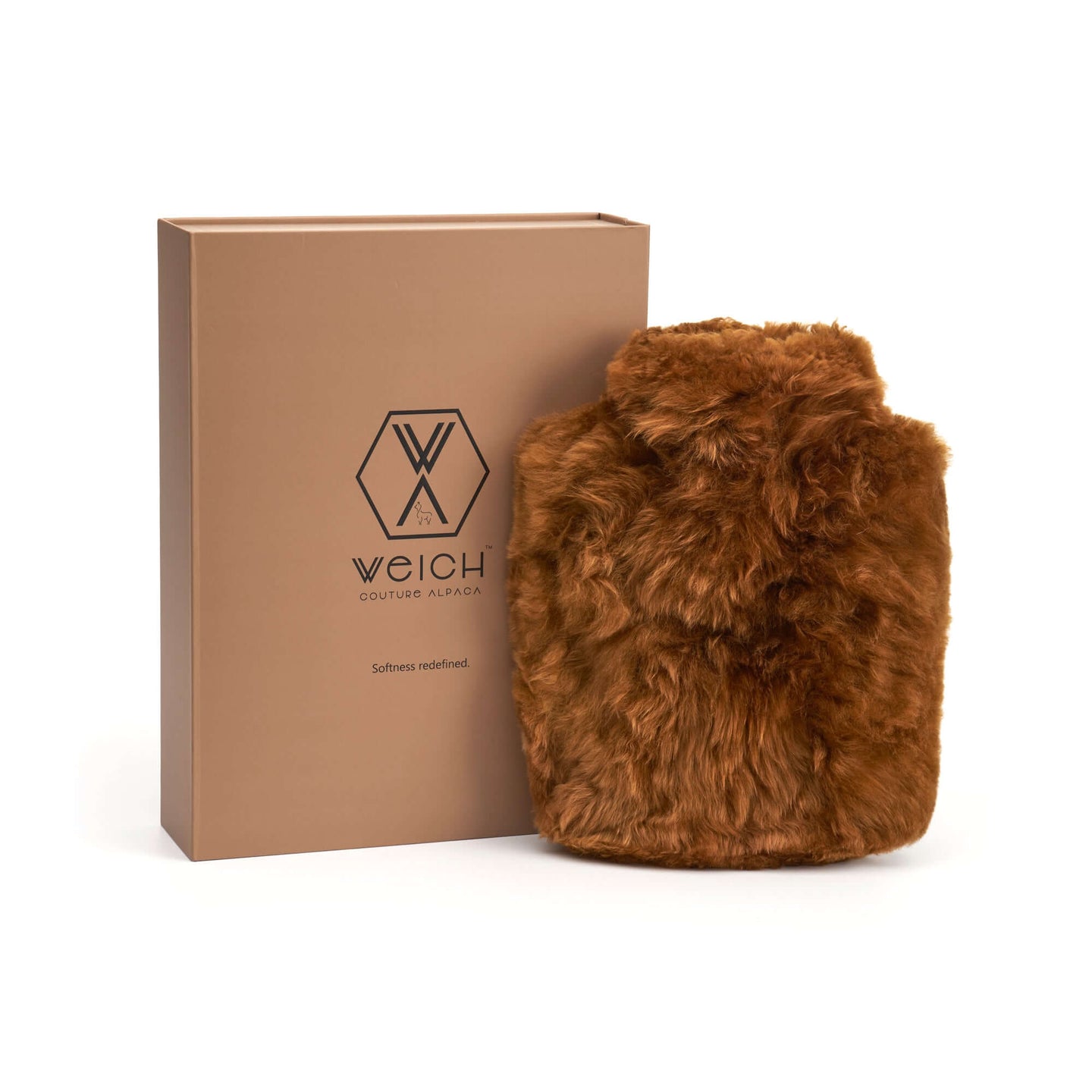 Wärmflasche CALMO Luxus Geschenk in edler Geschenkverpackung in unterschiedlichen Größen und Varianten. Wärmflaschenbezug aus Alpaka