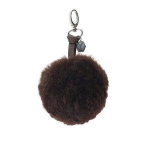 Einmaliges Accessoire, Pompom CLAVE aus Alpaka. Anhänger für eine Tasche oder auch als Schlüsselanhänger geeignet.