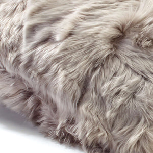 Einzigartiger Luxuriöser Überwurf aus Alpaka. King SIze, Queen Size und Stripe. Highlight fürs Schlafzimmer Bett.