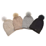 Wärmende Mütze VICENTE aus Alpakawolle mit Bommel. Warm und Flauschig